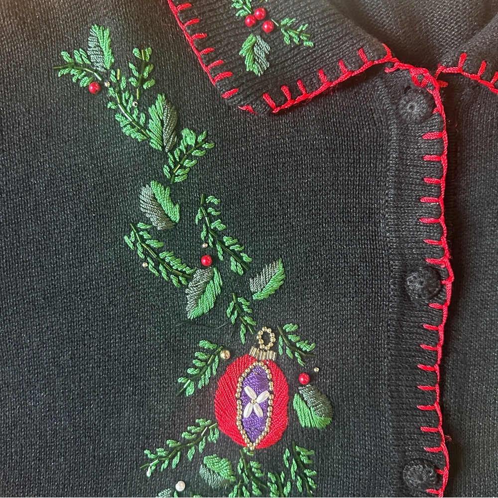 Women’s 2X Black Green Red Embroidered Beaded Ugly Chri‎ Sweater - Picture 12 of 13